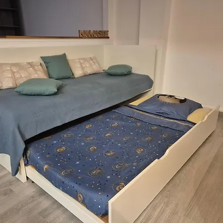 Апартаменты Un Petit Pied A Йер
